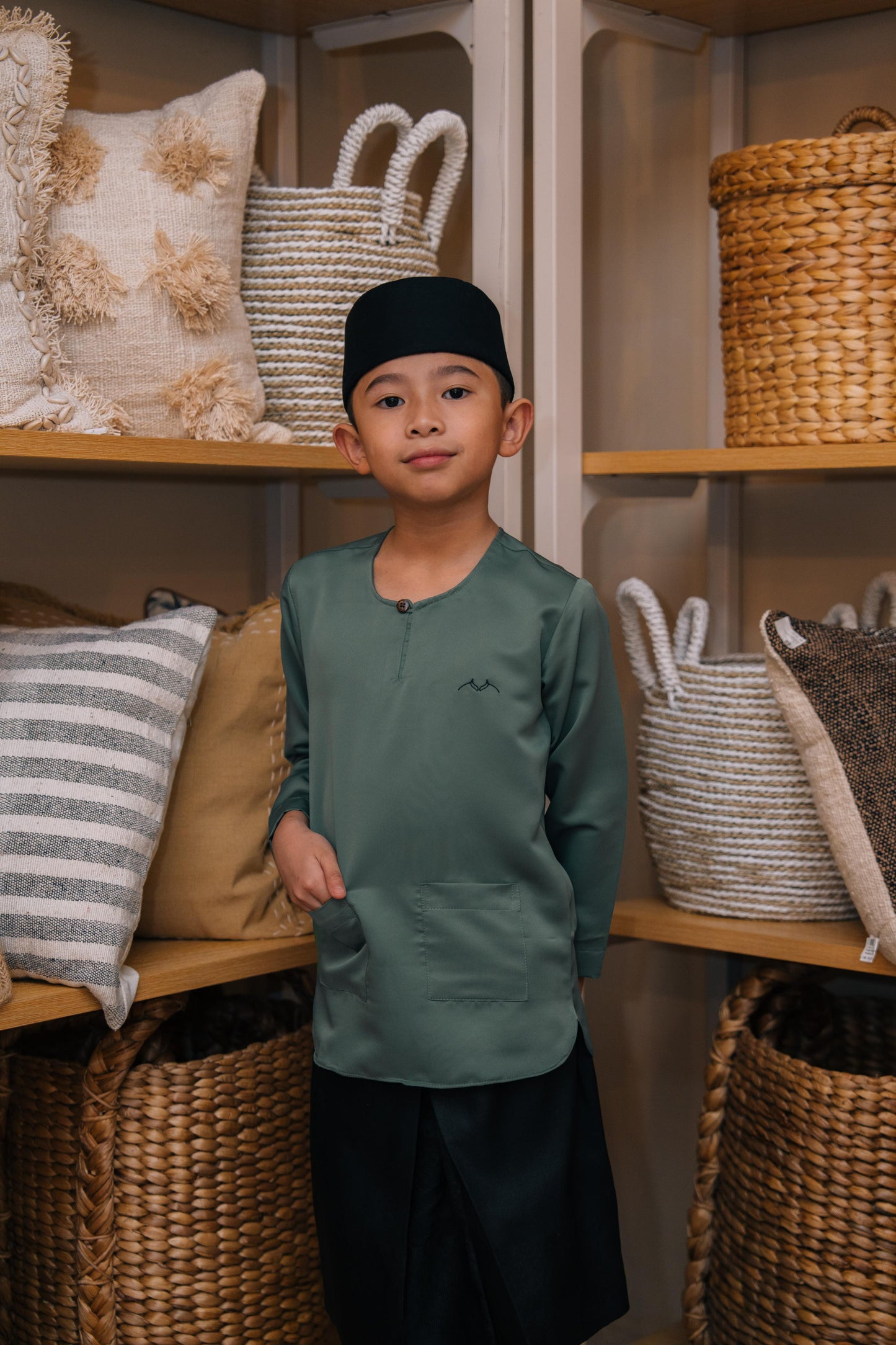 TELUK BELANGA RISTAAN (KIDS)